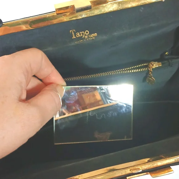 👜 1940s Tano of Madrid Black Silk Handbag Gold Clasp Made in Spain Retro - Picture 14 of 14